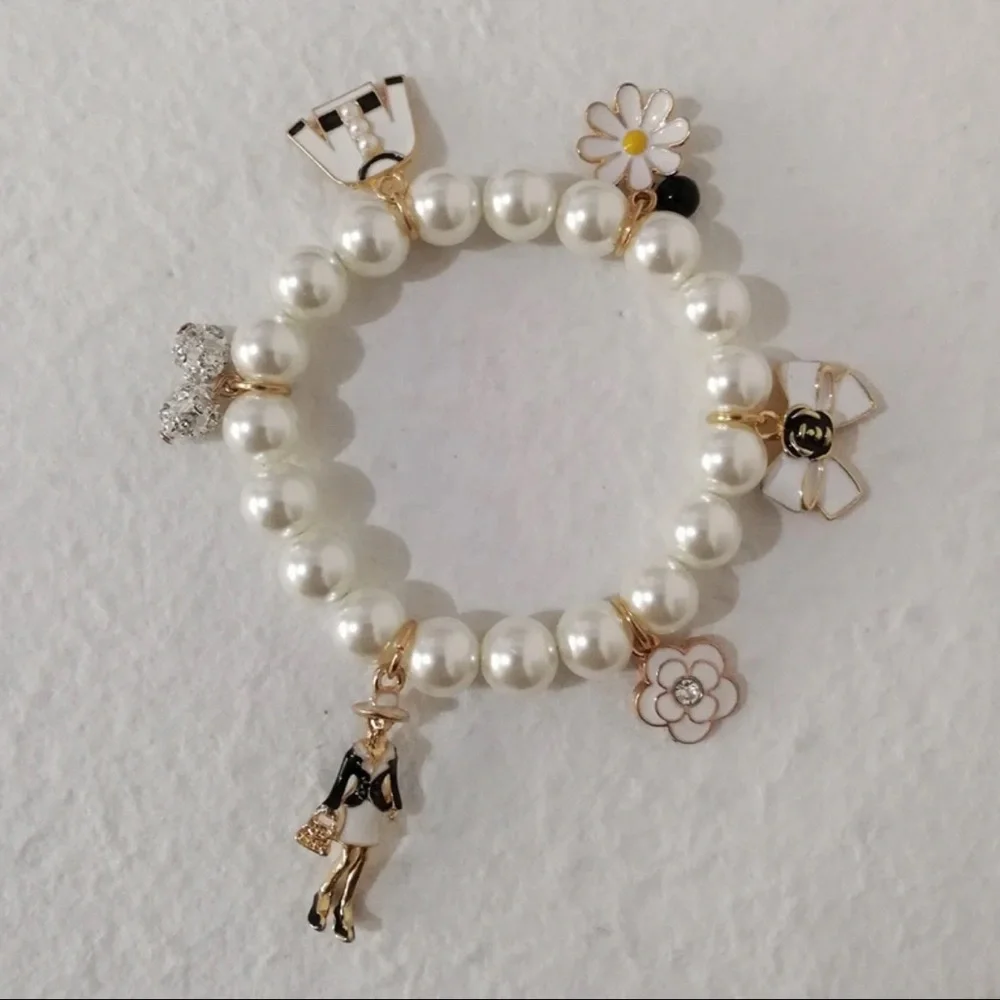 Camellia luxury pearl charm bracelet for Women Party Jewelry